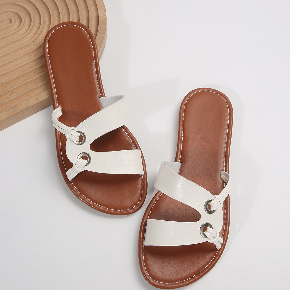 Sandalias de dos nudos